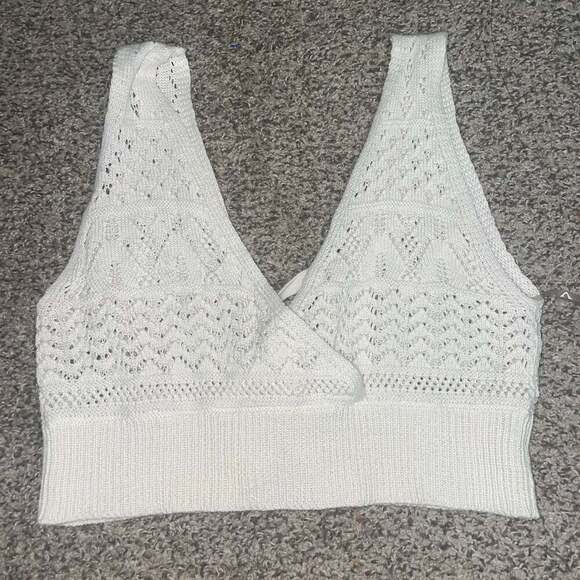 White Crochet Knit Lace-Up Crop Top, V-Neck - Picture 6 of 6